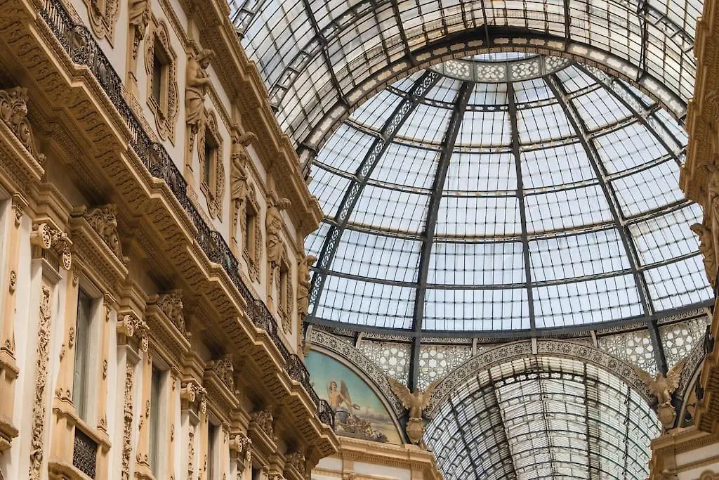 Carlo Apartment - 15 Min From Duomo Milano İtalya